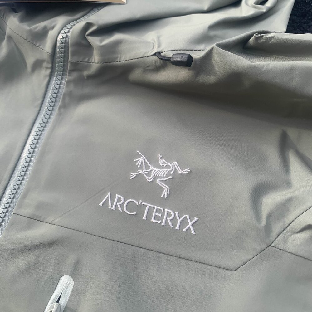 Arcteryx Alpha SV Gortex Jacket Men’s Large - Picture 3 of 6
